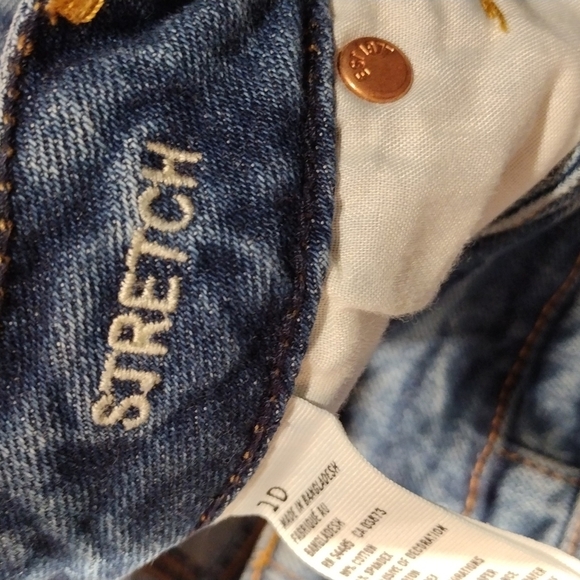 AMERICAN EAGLE OUTFITTERS SZ 10 STRETCH DENIM SHORTS - Picture 6 of 10